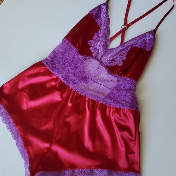 Lovely Silk and Lace Jumper - Picture 2 of 5